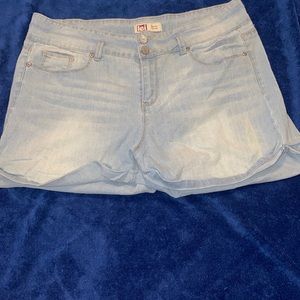 Light blue Jean shorts by Lei.
